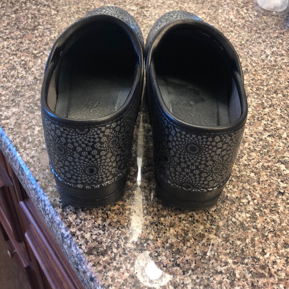 Dansko XP - Picture 3 of 3